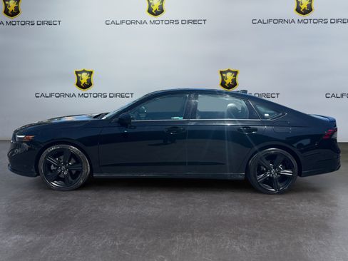 Used 2023 Honda Accord Sport image 2