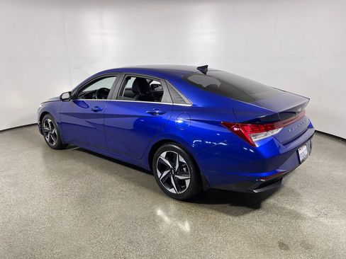Used 2023 Hyundai Elantra Limited FWD image 5