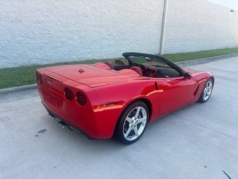 Used 2005 Chevrolet Corvette Convertible w/ Preferred Equipment Group RWD image 23