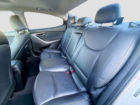 Used 2013 Hyundai Elantra Limited w/ Technology Pkg image 19
