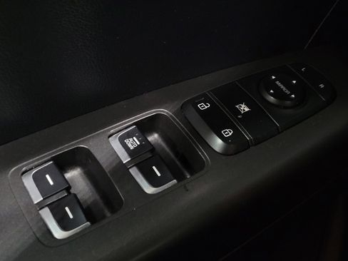 Used 2022 Kia Sportage LX image 27