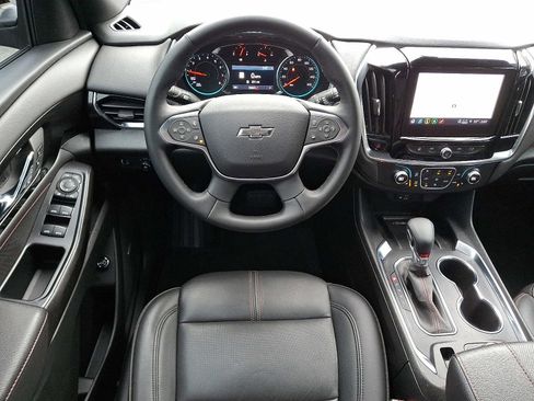 Used 2023 Chevrolet Traverse RS image 11
