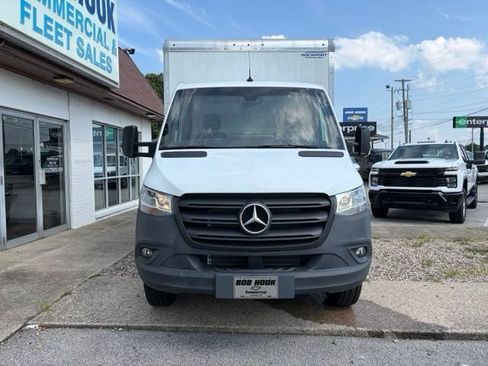 Used 2024 Mercedes-Benz Sprinter 3500 image 2