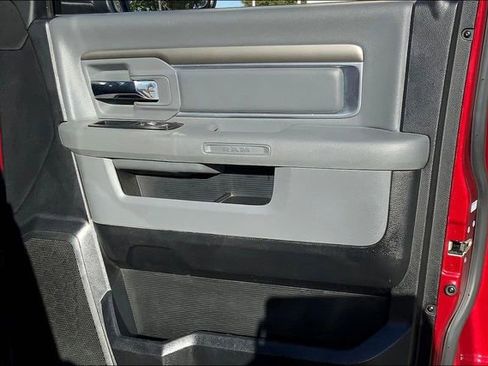 Used 2014 RAM 1500 Classic SLT image 22