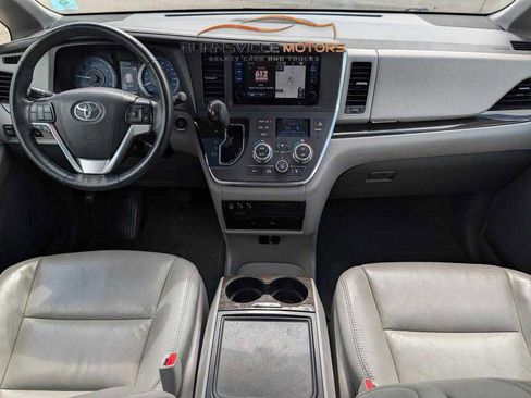 Used 2017 Toyota Sienna XLE Premium w/ Protection Package AWD/4WD image 14