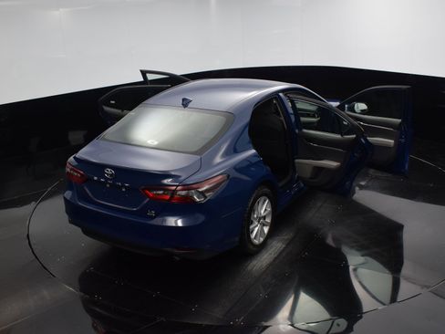 Used 2023 Toyota Camry LE w/ Cold Weather Package image 39