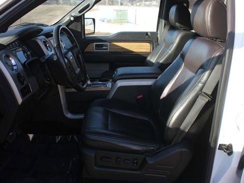 Used 2011 Ford F150 Lariat w/ Lariat Chrome Pkg image 28