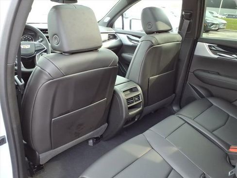 New 2025 Cadillac XT5 Premium Luxury image 15
