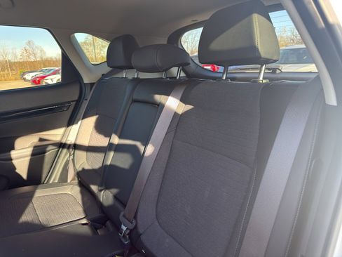 Used 2023 Kia Seltos S w/ Navigation Package image 9