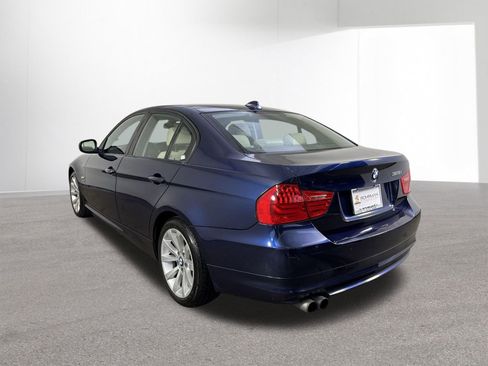 Used 2011 BMW 328i xDrive Sedan AWD/4WD image 25