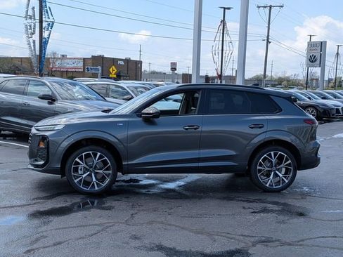 New 2026 Audi Q3 quattro 2.0T image 3