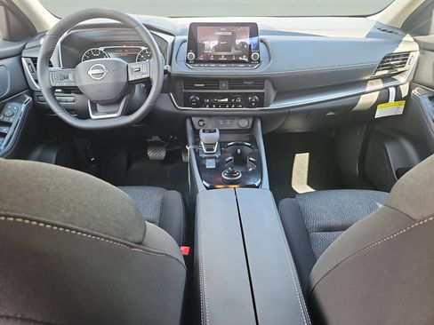 New 2026 Nissan Rogue SV image 7