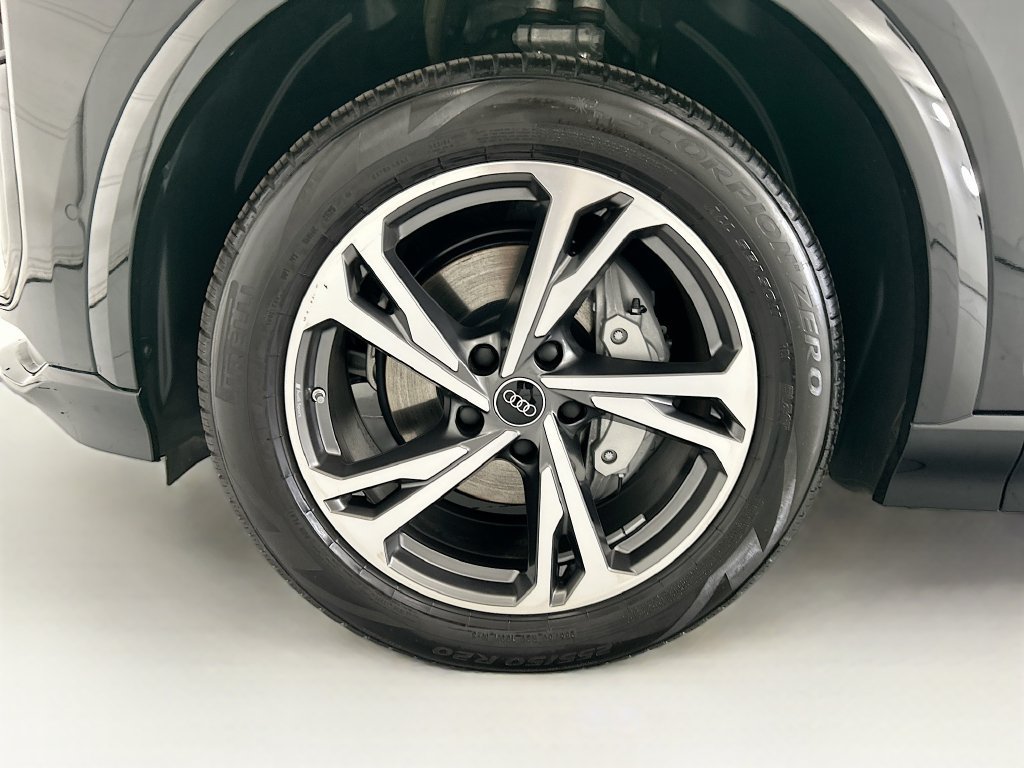 Used 2027 Audi Q6 e-tron Premium Plus AWD/4WD image 29