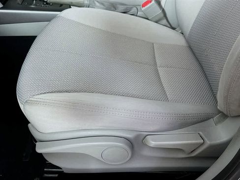 Used 2012 Subaru Forester 2.5X w/ Alloy Wheel Pkg image 28