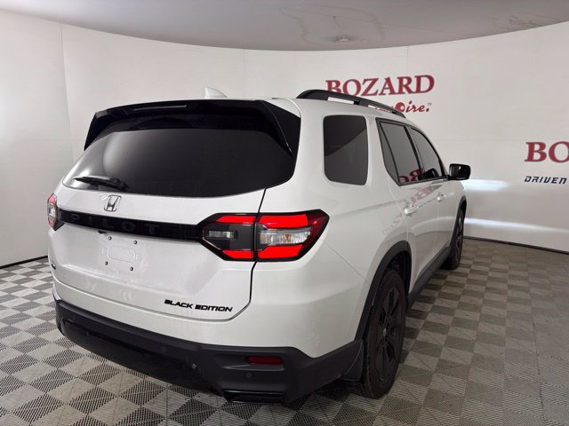 Used 2026 Honda Pilot Black Edition image 17