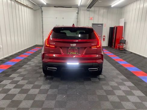 Used 2025 Cadillac XT4 Premium Luxury w/ Cold Weather Package image 5