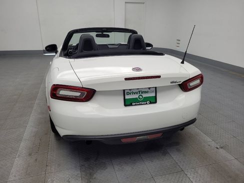 Used 2017 FIAT 124 Spider Classica image 6