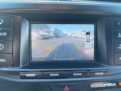 Used 2019 Ford Explorer XLT AWD/4WD image 27