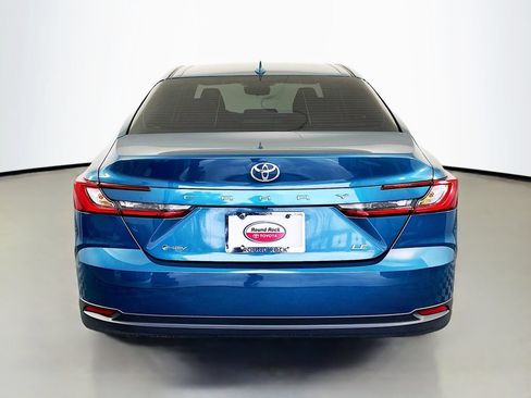 Used 2026 Toyota Camry LE FWD image 6