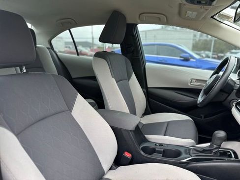 Used 2024 Toyota Corolla LE image 18