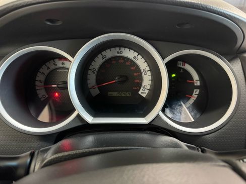 Used 2012 Toyota Tacoma 4x4 Double Cab w/ SR5 Pkg image 24