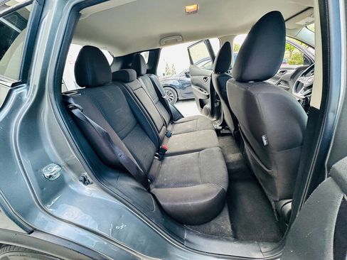 Used 2019 Nissan Rogue Sport S image 24