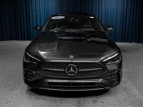 Used 2025 Mercedes-Benz CLE 300 4MATIC Coupe image 2
