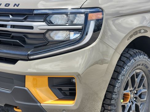 New 2027 Ford Expedition Tremor w/ Driver's Package AWD/4WD image 6