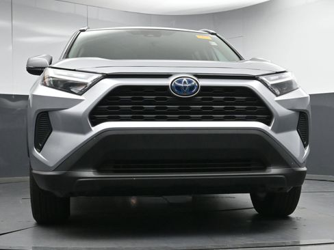 Used 2024 Toyota RAV4 LE image 23