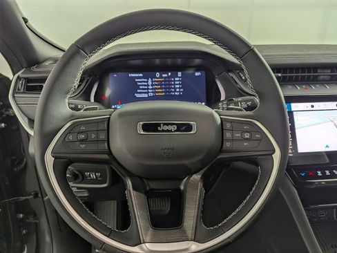 New 2026 Jeep Grand Cherokee Altitude RWD image 16