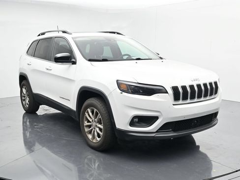 Used 2022 Jeep Cherokee Latitude Lux w/ Sun & Sound Group AWD/4WD image 2