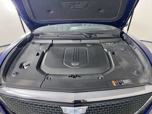 Certified 2024 Cadillac Lyriq Sport RWD image 31