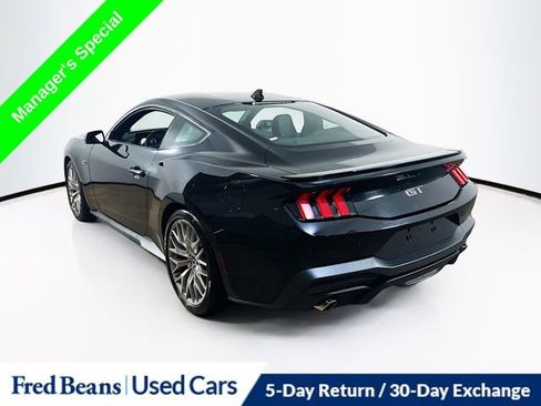 Used 2024 Ford Mustang GT Premium image 9