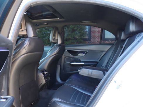 Used 2023 Mercedes-Benz C 300 Sedan image 15