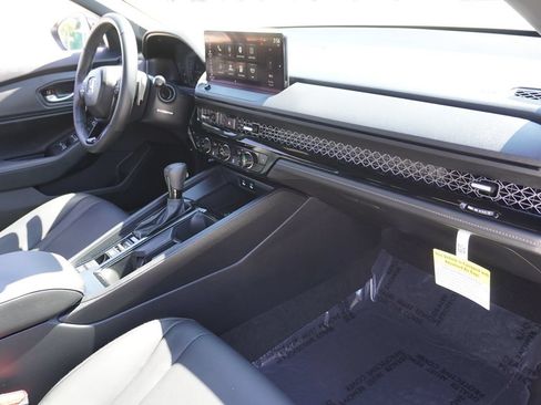 Used 2025 Honda Accord Sport image 14