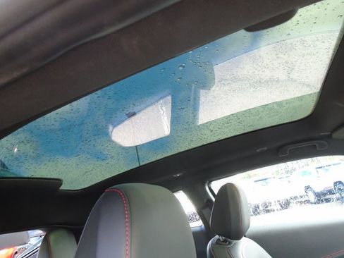 Used 2024 Dodge Charger R/T w/ Plus Group image 18