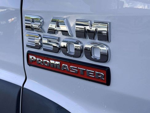 Used 2017 RAM ProMaster 3500 w/ Premium Appearance Group FWD image 14