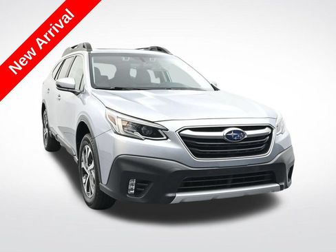 Used 2022 Subaru Outback Limited AWD/4WD image 1
