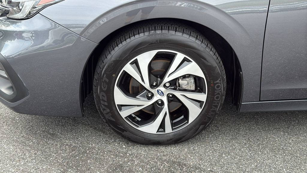 Certified 2025 Subaru Legacy Premium AWD/4WD image 8