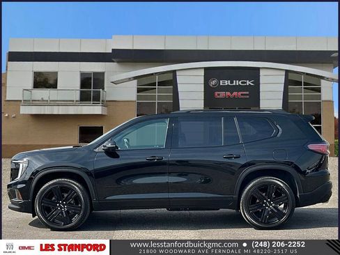 Used 2024 GMC Acadia Elevation w/ Black Edition FWD image 2