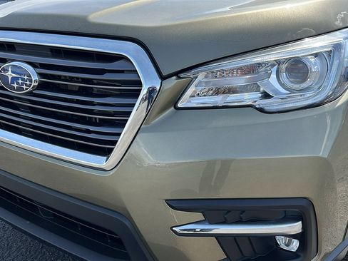 Used 2022 Subaru Ascent Limited w/ Technology Package AWD/4WD image 9
