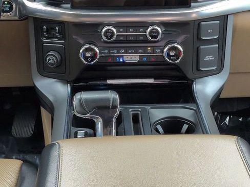 Certified 2021 Ford F150 Lariat w/ Trailer Tow Package image 19