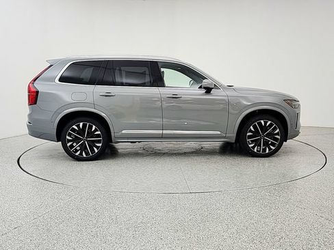New 2026 Volvo XC90 T8 Plus AWD/4WD image 4