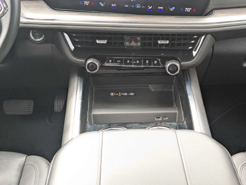 Used 2025 Chevrolet Tahoe LT AWD/4WD image 25
