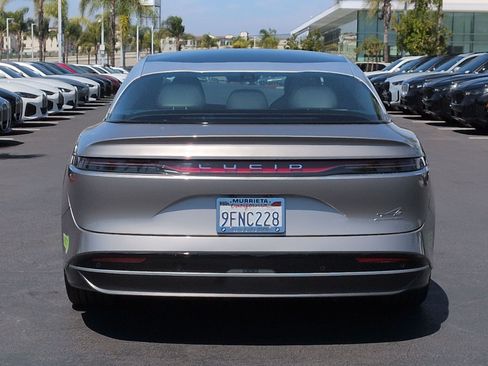 Used 2023 Lucid Air Touring AWD/4WD image 9