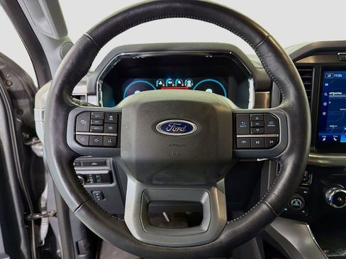 Used 2023 Ford F150 Lariat w/ Trailer Tow Package image 14