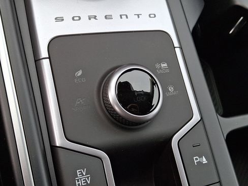 New 2025 Kia Sorento EX w/ EX Panoramic Sunroof Package image 11