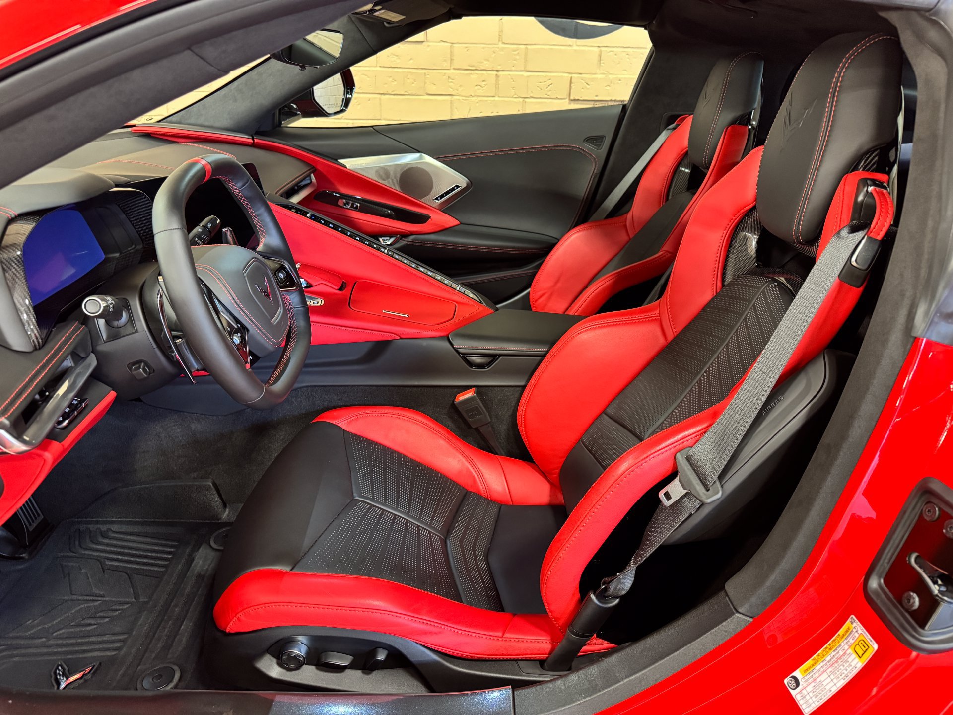 Used 2025 Chevrolet Corvette Stingray Premium Cpe w/ Z51 Performance Package RWD image 84
