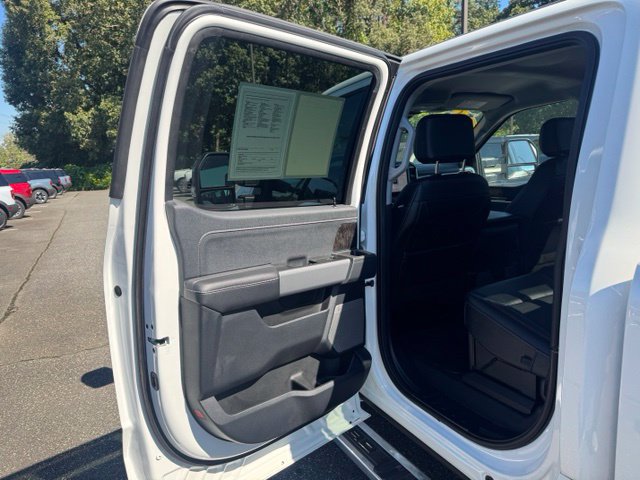 Used 2024 Ford F250 Lariat AWD/4WD image 10