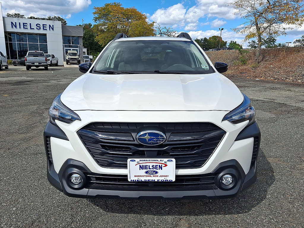 Used 2025 Subaru Outback Onyx Edition AWD/4WD image 35